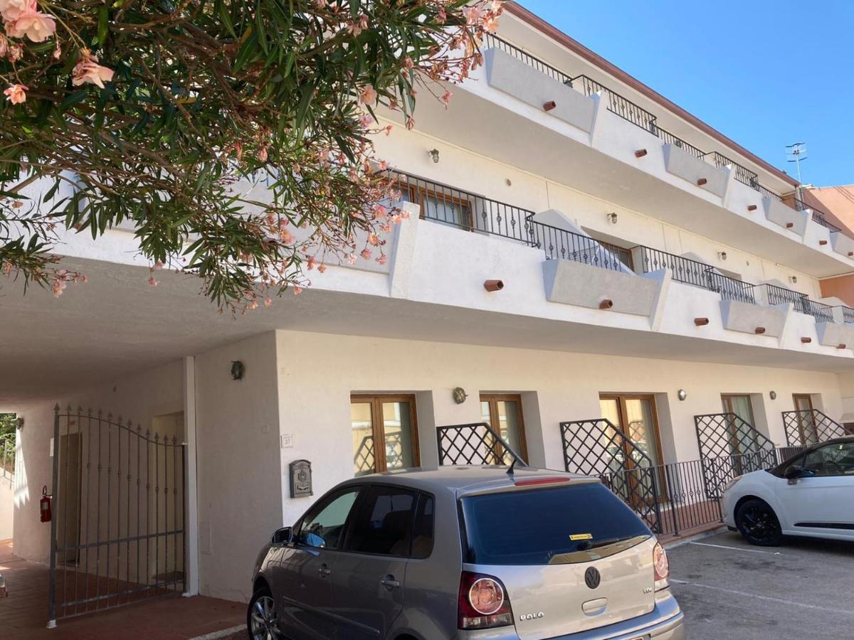 Le Gemme Di Mirto Aparthotel Palau Exterior foto